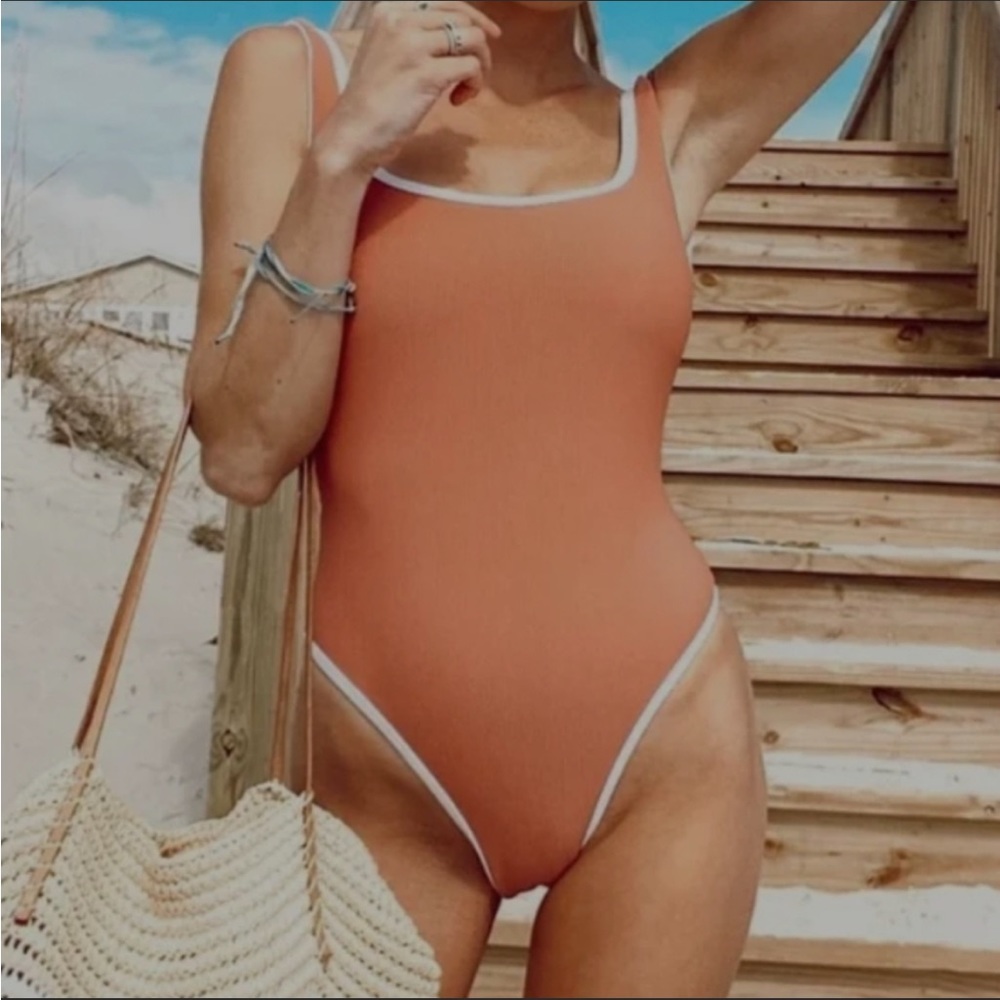 LainSnow One Piece